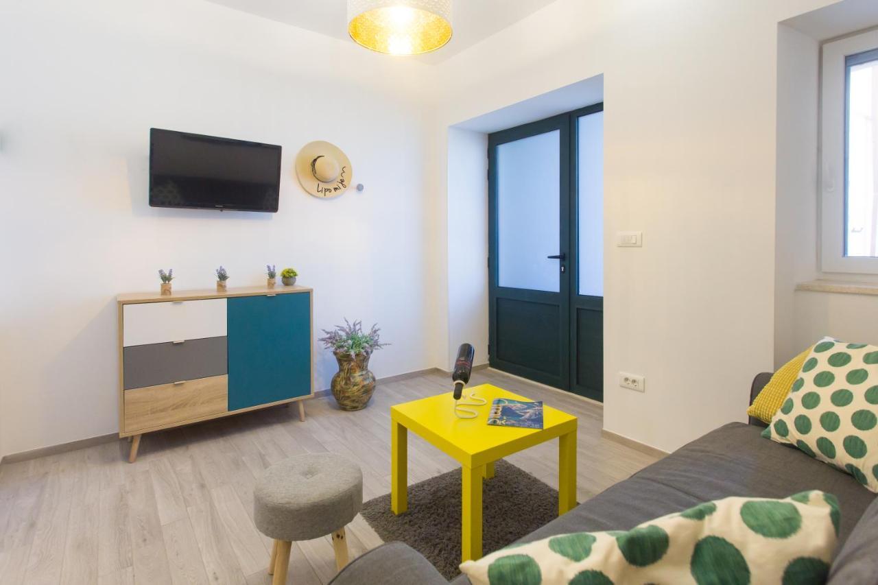Beach Apartment Korina Sumpetar Екстериор снимка