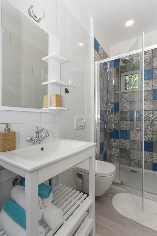 Beach Apartment Korina Sumpetar Екстериор снимка