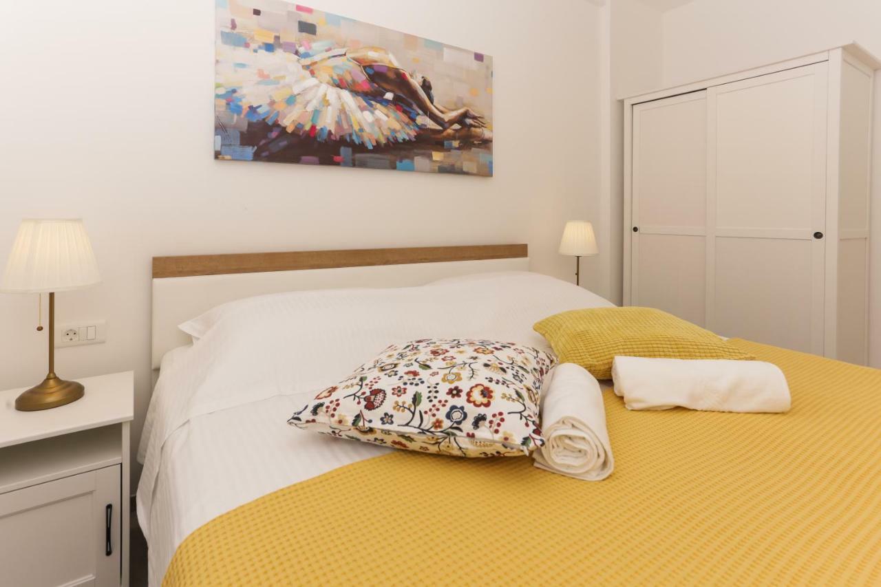 Beach Apartment Korina Sumpetar Екстериор снимка