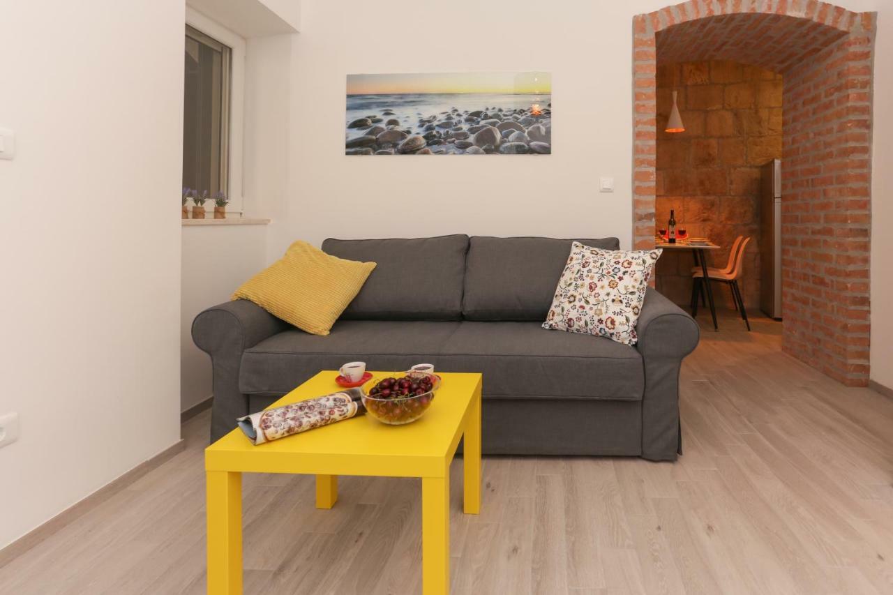 Beach Apartment Korina Sumpetar Екстериор снимка
