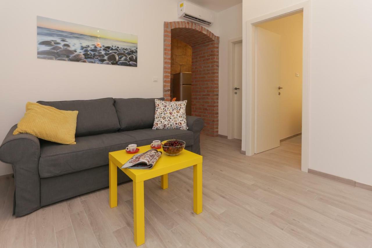 Beach Apartment Korina Sumpetar Екстериор снимка